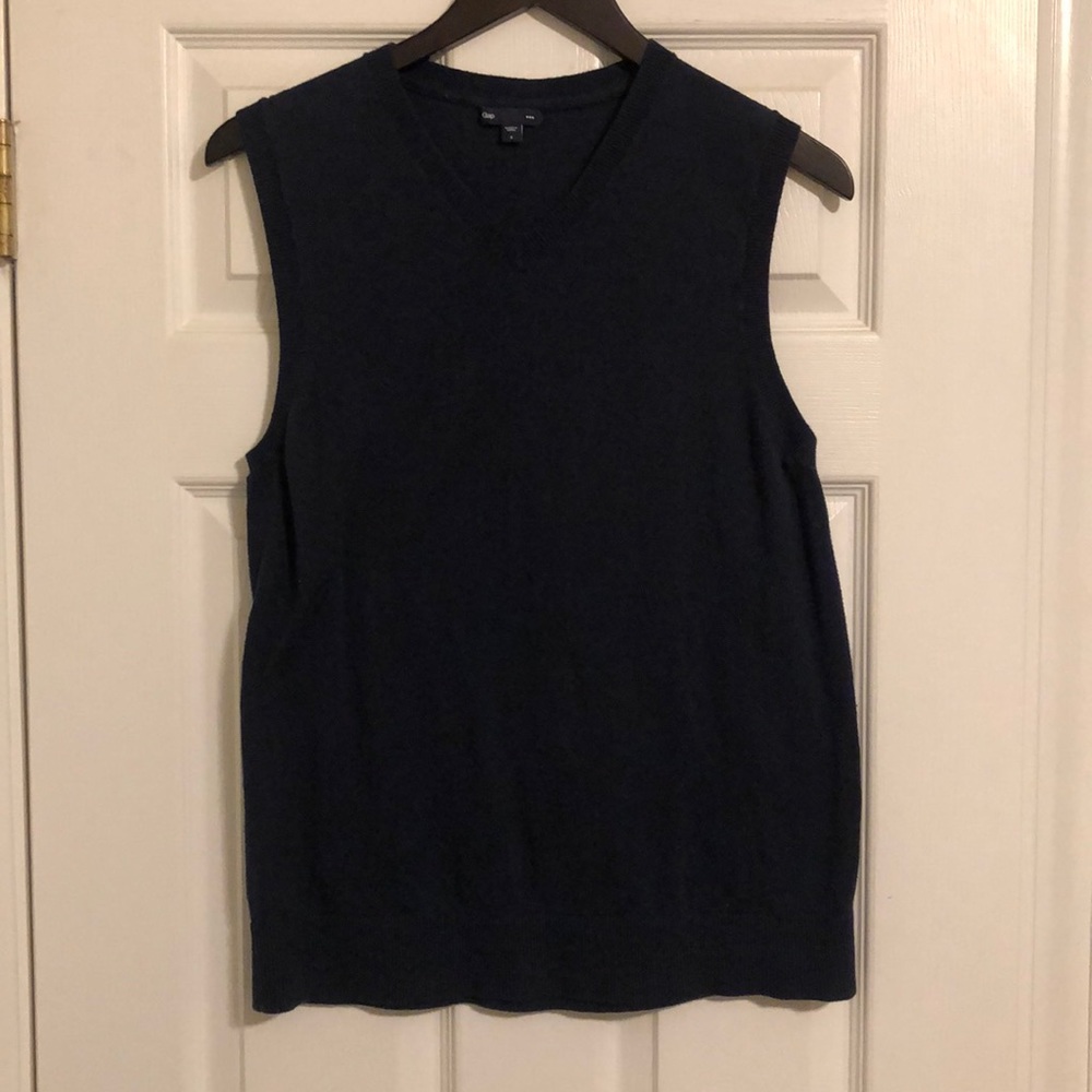 Gap Navy sweater vest